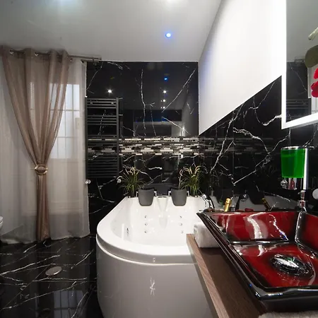 Farnese Jacuzzi