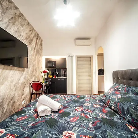 Farnese Jacuzzi Apartment *